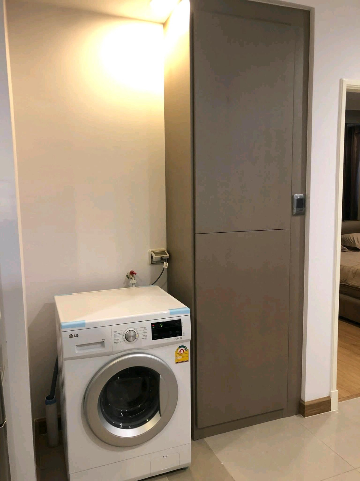 For RentCondoRama9, Petchburi, RCA : 🚇 Near MRT Cultural Center | Rama 9 - Ratchada location