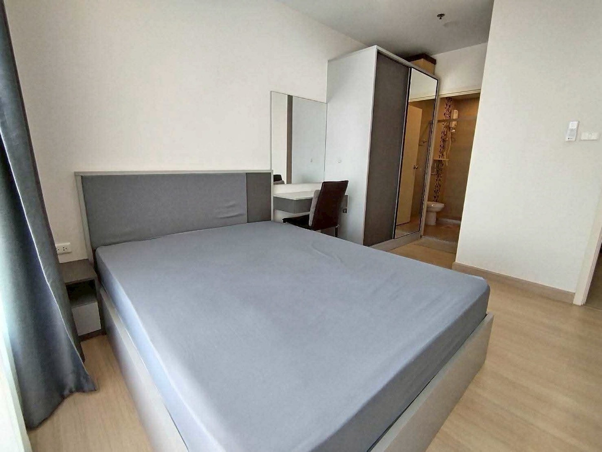 For RentCondoThaphra, Talat Phlu, Wutthakat : @condocurator 📍For rent Supalai Park Talat Phlu Station has washing machine [PM2067]