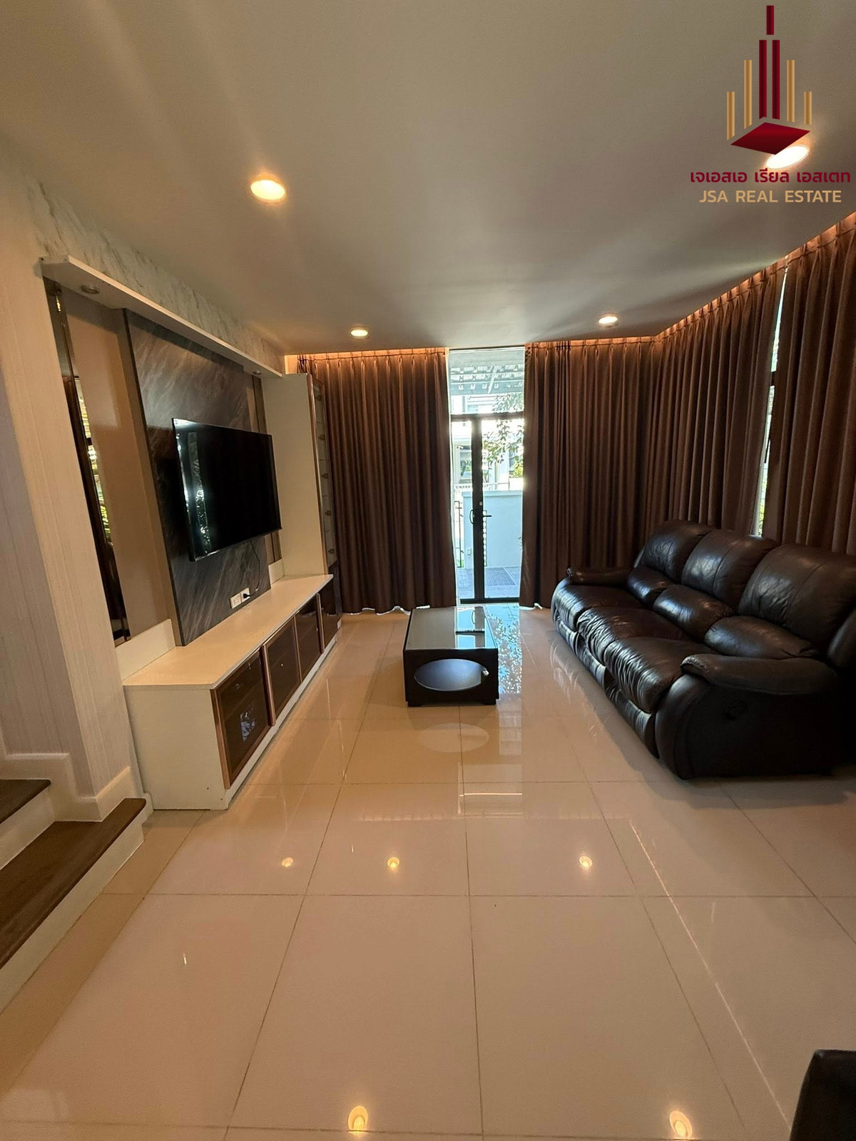 For RentHousePattanakan, Srinakarin : ✨ For Rent: Setthasiri Pattanakarn✨ 💰 Only 90,000 THB/month