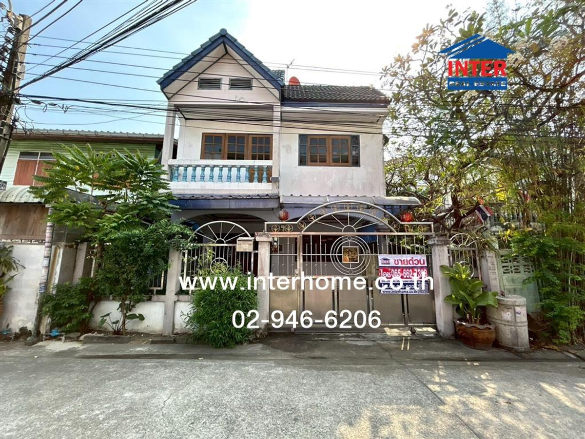For SaleHouseLadkrabang, Suwannaphum Airport : 2-story detached house, 28 sq m, detached house, Soi Chaloem Phrakiat Rama 9, Soi 30, Chaloem Phrakiat Rama 9 Road, Phra Khanong District, Bangkok.