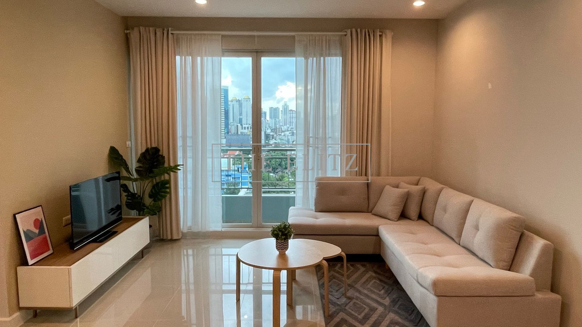 ขายคอนโดพระราม 9 เพชรบุรีตัดใหม่ RCA : ✨ ตอบโจทย์คนทำงานย่าน CBD! ขาย Circle Condominium ห้องสวย สภาพดี พื้นที่ใช้สอยจัดเต็ม คุ้มค่าทุกตารางเมตร 🎉