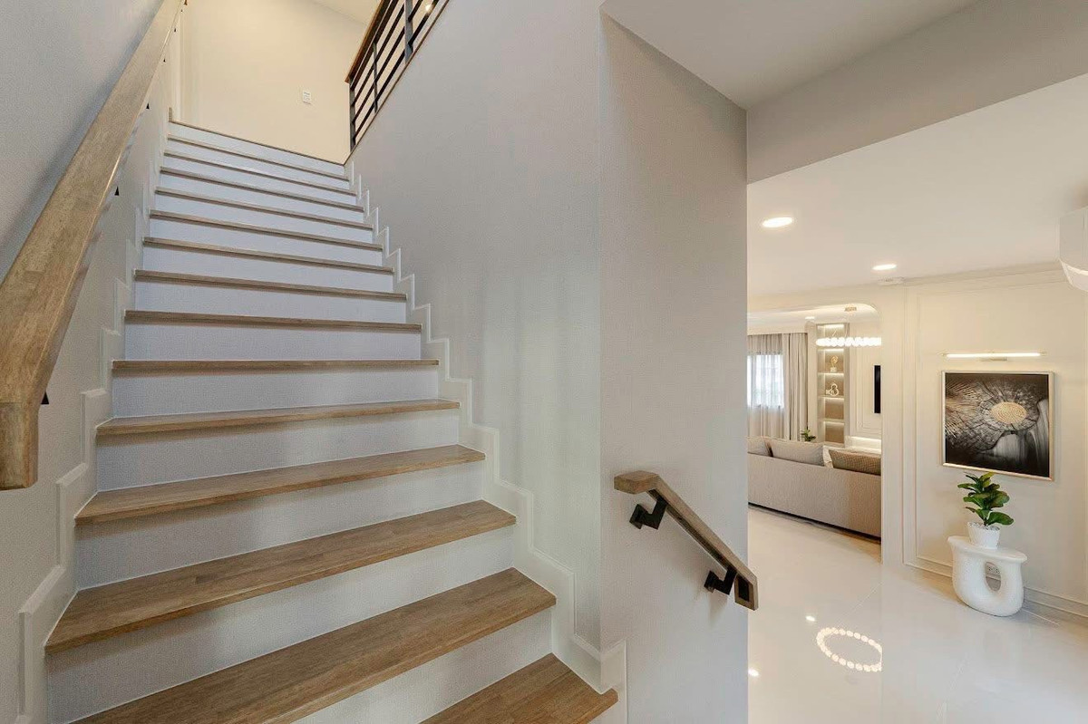 For RentHouseBangna, Bearing, Lasalle : ✨[ 𝐅𝐎𝐑 𝐑𝐄𝐍𝐓] Beautifully decorated detached house. Near Mega Bangna 🌳 ✅ For rent 𝟏𝟓𝟎,𝟎𝟎𝟎 baht / month