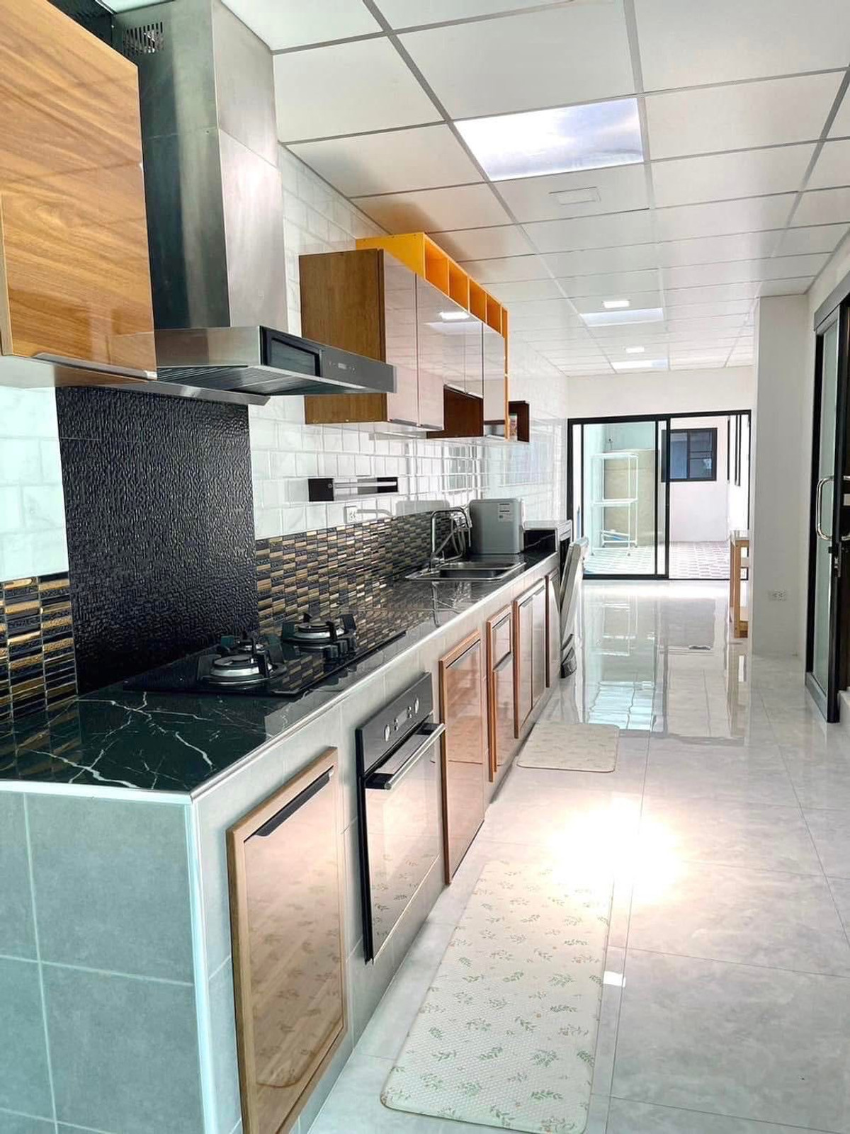 ให้เช่าบ้านปทุมธานี รังสิต ธรรมศาสตร์ : บ้านเดี่ยว 4ห้องนอน ห้องน้ำในตัวทั้งหมด ติดฟิวเจอร์ รังสิต เฟอร์นิเจอร์ครบ 10นาที ถึงสนามบิน