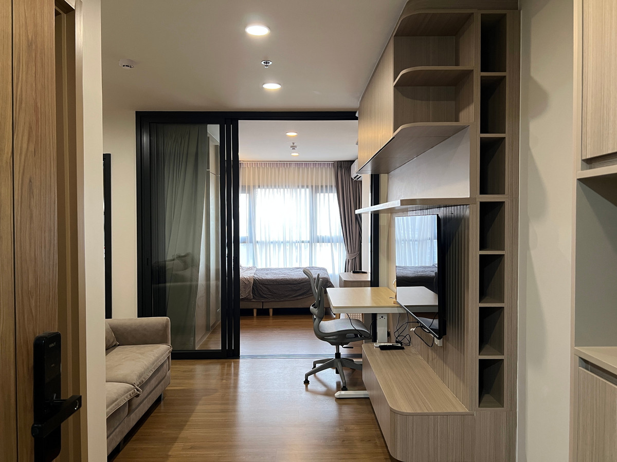 ให้เช่าคอนโดลาดพร้าว เซ็นทรัลลาดพร้าว : 🏙 ให้เช่าคอนโด The Line Vibe (37 ตร.ม.) แต่งครบ พร้อมอยู่ ใกล้ BTS ห้าแยกลาดพร้าว: Fully furnished. Ready to move in!