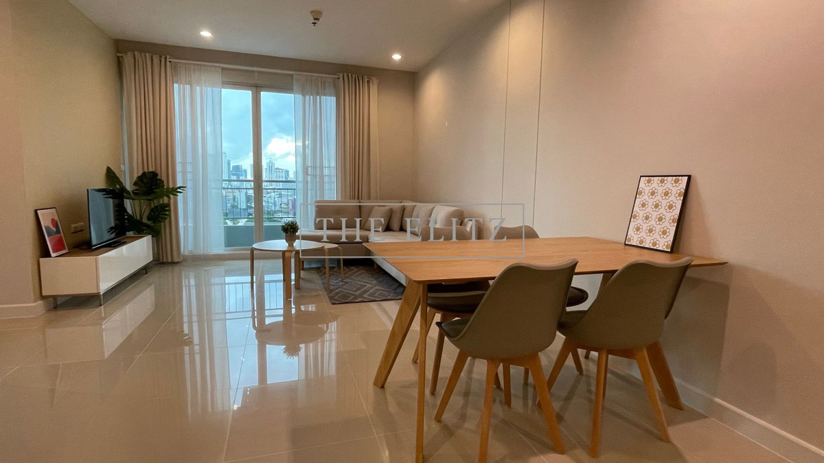 ขายคอนโดพระราม 9 เพชรบุรีตัดใหม่ RCA : ✨ ตอบโจทย์คนทำงานย่าน CBD! ขาย Circle Condominium ห้องสวย สภาพดี พื้นที่ใช้สอยจัดเต็ม คุ้มค่าทุกตารางเมตร 🎉