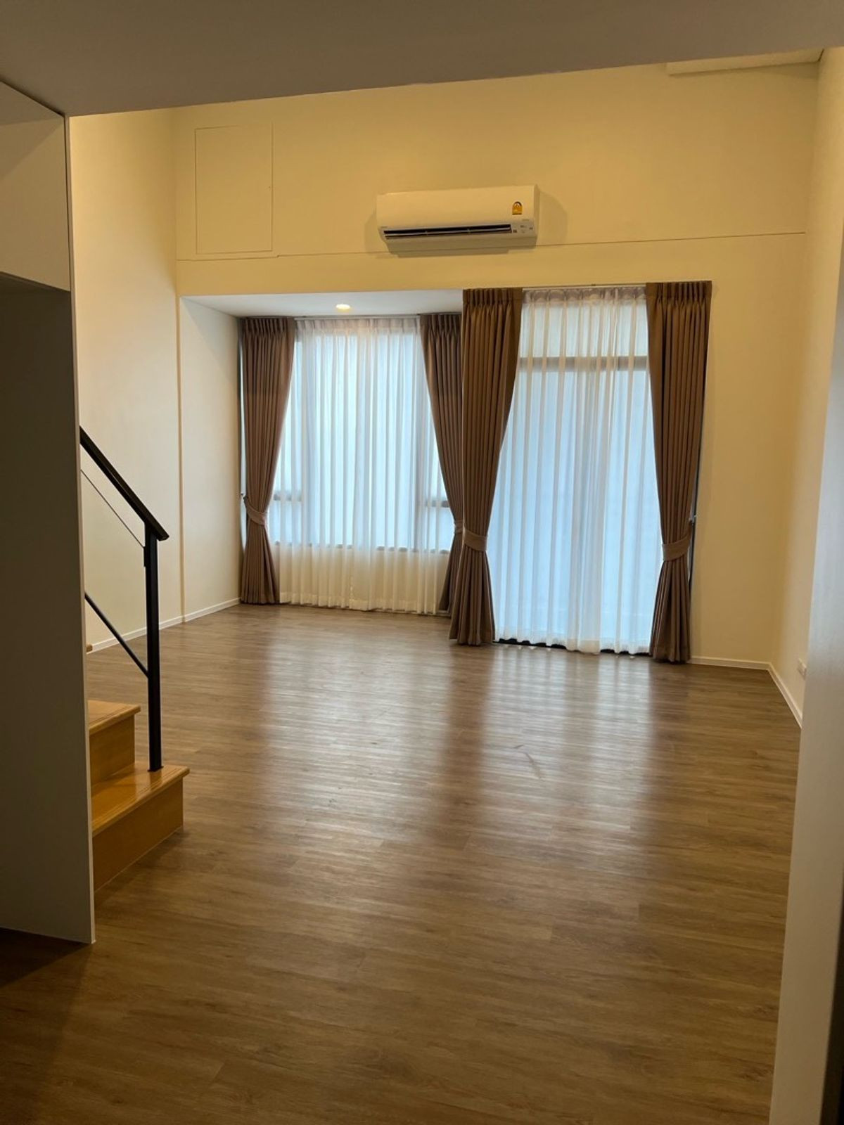 For SaleCondoRama9, Petchburi, RCA : Siamese Rama 9 / 3 Duplex (FOR SALE), Siamese Rama 9 / 3 Duplex (For Sale) LD003