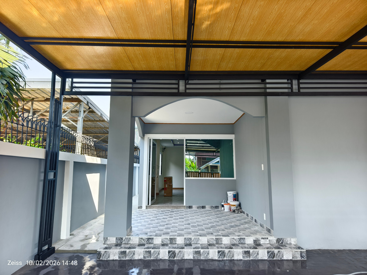 ขายบ้านปทุมธานี รังสิต ธรรมศาสตร์ : ขายบ้านเดี่ยว2ชั้น โฉนด 56 วา ซอยลำลูกกา 3 จามรเดชเจริญ ใกล้สถานีรถไฟฟ้าคูคต ใกล้ รีโนเวทใหม่ทั้งหลัง 