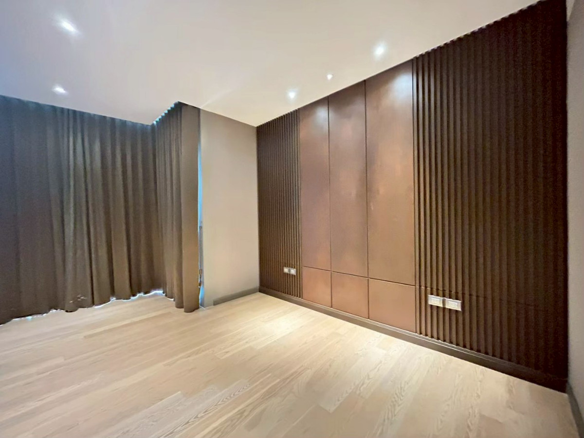 ขายคอนโดวงเวียนใหญ่ เจริญนคร : Magnolias Waterfront Residences @ ICONSIAM 3 Bed 4 Bath 217.54sqm Sale 120 MB Call 0635925888