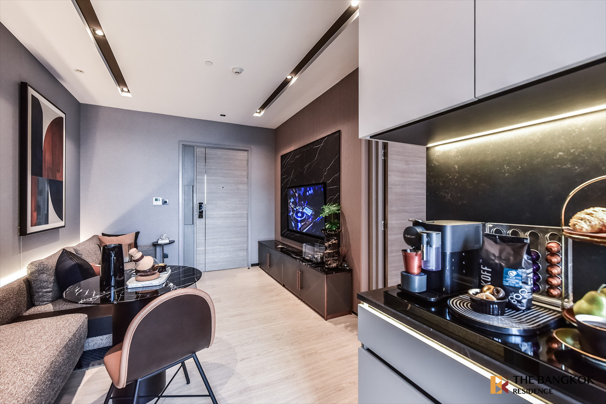 ขายคอนโดสุขุมวิท อโศก ทองหล่อ : 🏢📈 High-Demand Location, The Room Sukhumvit 38 Near Bts Thonglo