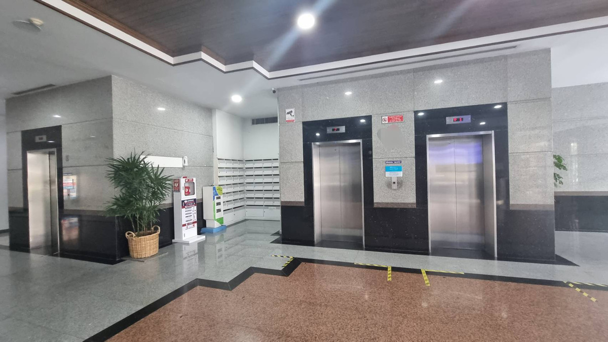 For RentOfficeRama9, Petchburi, RCA : Office for Rent – 264 sq.m. near MRT Rama 9