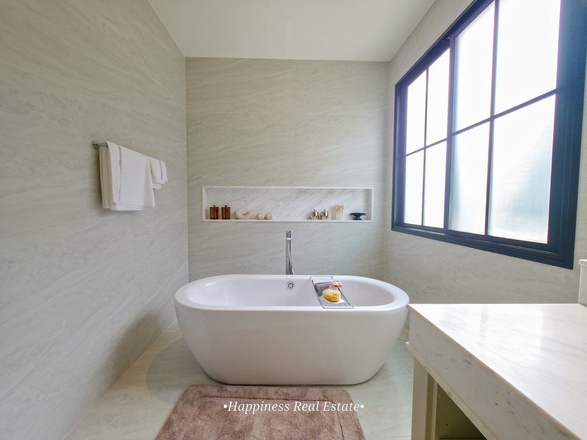 For SaleHousePattanakan, Srinakarin : Be the first owner of 𝐒𝐚𝐧𝐬𝐢𝐫𝐢 𝐋𝐮𝐱𝐮𝐫𝐲 𝐂𝐨𝐥𝐥𝐞𝐜𝐭𝐢𝐨𝐧, a house that is a symbol of victory and elegance. 𝐇𝐨𝐮𝐬𝐞 𝐨𝐟 𝐌𝐢𝐥𝐥𝐢𝐨𝐧𝐚𝐢𝐫𝐞