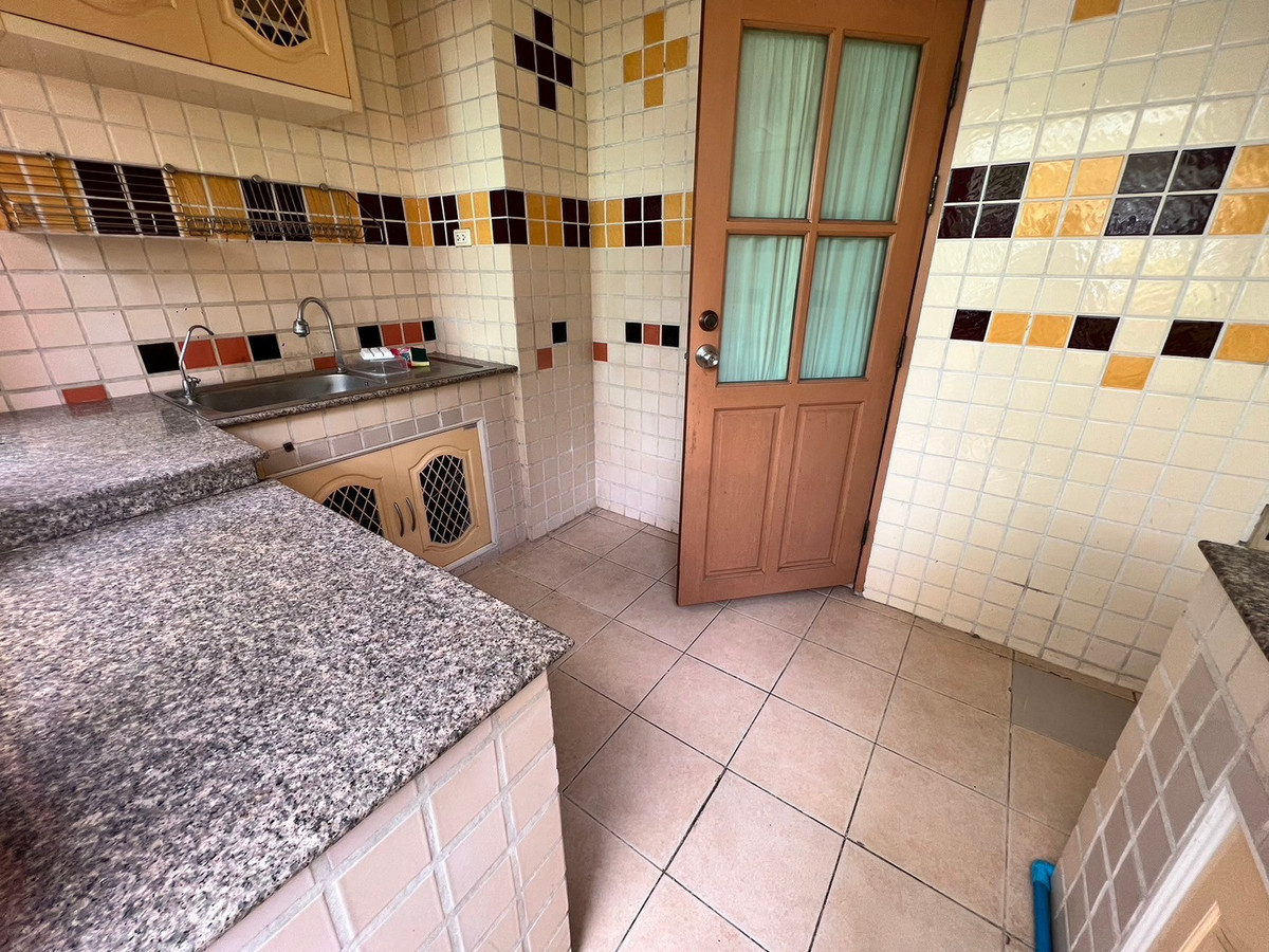 ให้เช่าบ้านพระราม 5 ราชพฤกษ์ บางกรวย : บ้านเดี่ยว 107ตรว. 5นาทีถึง DBS พระราม5 ขนาด 5ห้องนอน มีห้องแม่บ้านตางหาก