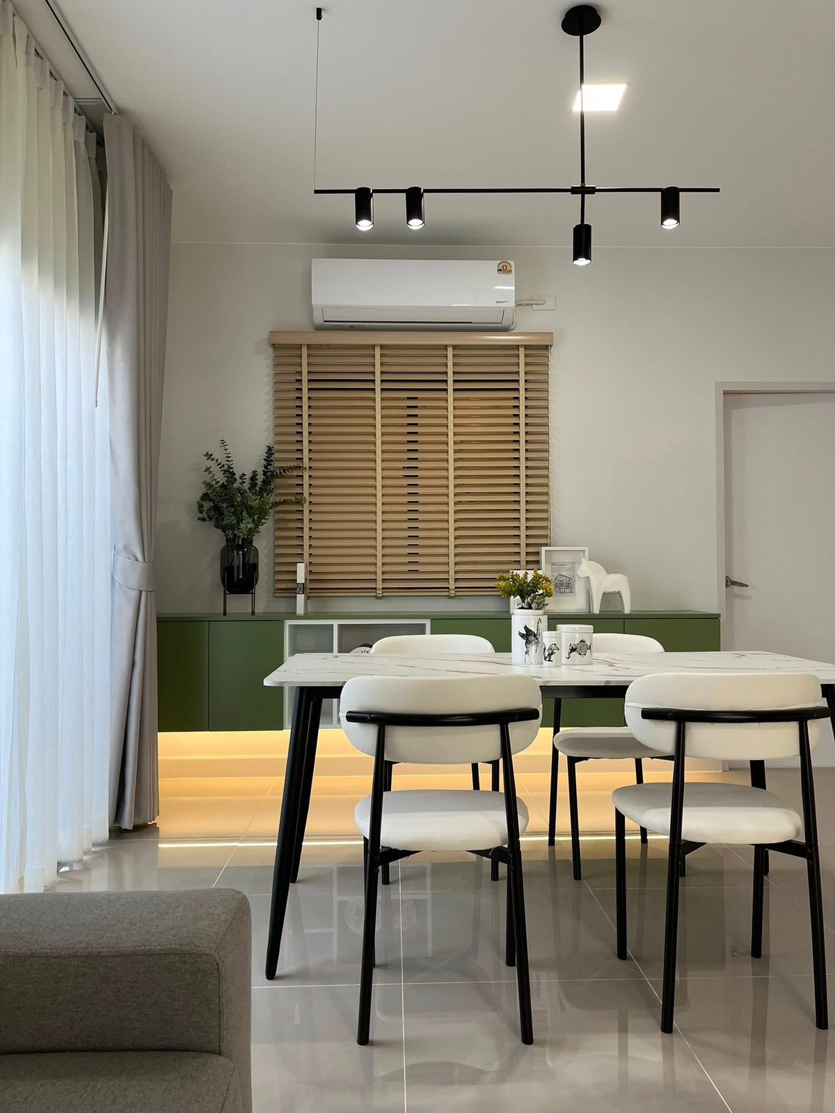 ให้เช่าทาวน์โฮมบางนา แบริ่ง ลาซาล : ให้เช่าทาวน์โฮม : Pleno Sukhumvit–Bangna 3 ทาวน์โฮมห้องมุม พร้อมสวนด้านข้าง ทิศเหนือ บ้านเย็น (Rt-01) 