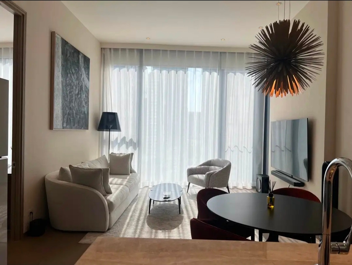 For SaleCondoWitthayu, Chidlom, Langsuan, Ploenchit : For Sale Scope Langsuan 1Bed1Bath 84 sqm Iconic Super Luxury Residence 42.3MB