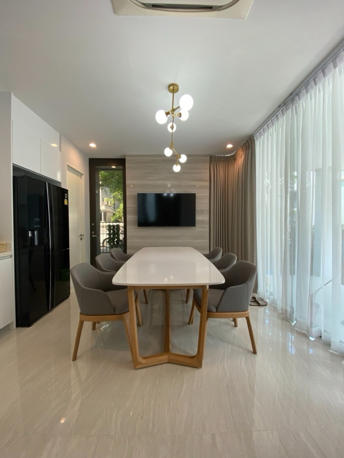 บ้านเลียบทางด่วนรามอินทรา : บ้านเดี่ยว หลังมุม แบบ Etna 4 ห้องนอน 3 ที่จอดรถ ราคาพิเศษ