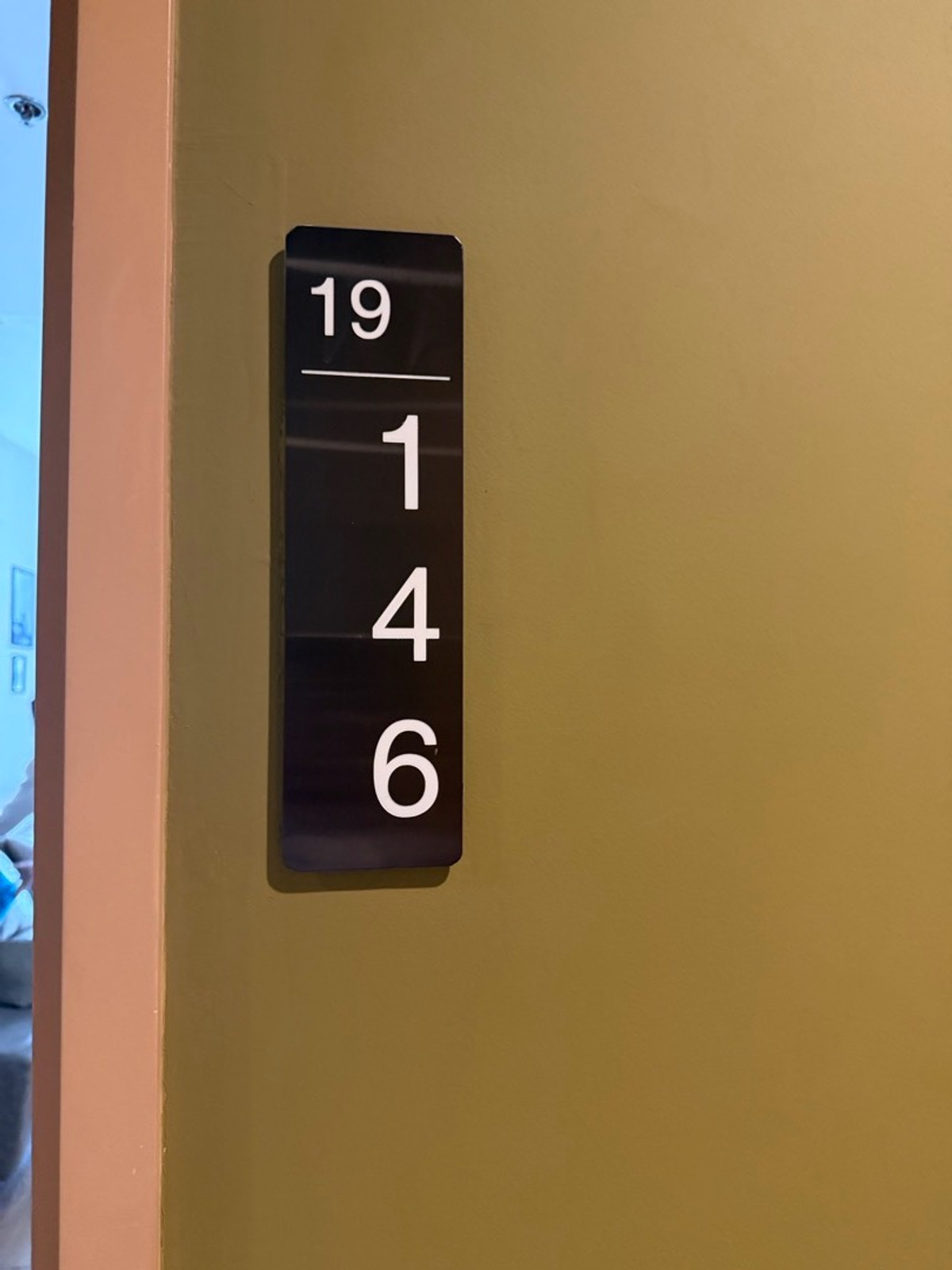 ให้เช่าคอนโดสุขุมวิท อโศก ทองหล่อ : ให้เช่า Condo Noble BE Sukhumvit 33 1 ห้องนอน ชั้น 14 ขนาด 35 ตร.ม