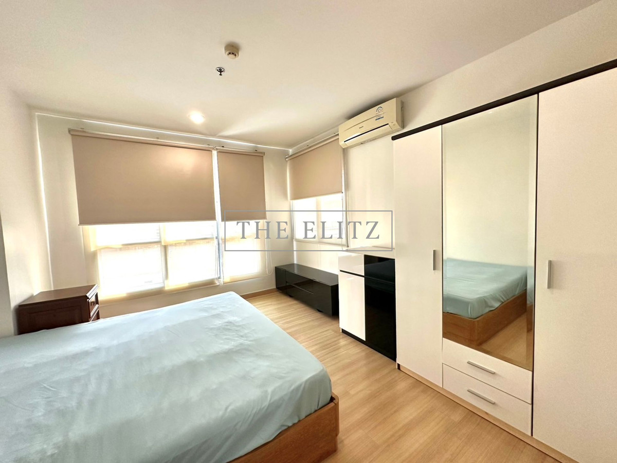 For RentCondoSathorn, Narathiwat : ✨ Live the Sathon Vibe! Rent Life@Sathorn 10 beautiful rooms, super hip location, easy walk to Not Just Another Cup 💕