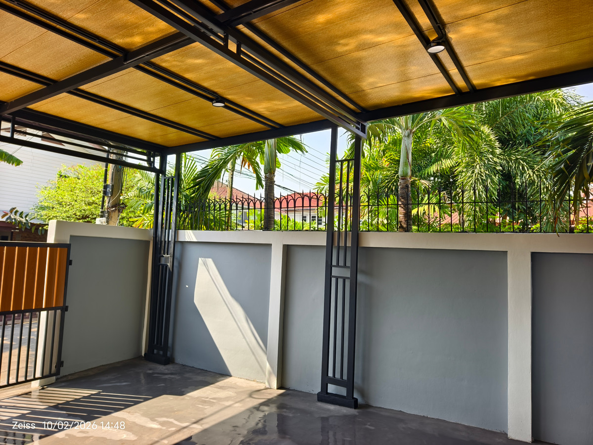 ขายบ้านปทุมธานี รังสิต ธรรมศาสตร์ : ขายบ้านเดี่ยว2ชั้น โฉนด 56 วา ซอยลำลูกกา 3 จามรเดชเจริญ ใกล้สถานีรถไฟฟ้าคูคต ใกล้ รีโนเวทใหม่ทั้งหลัง 