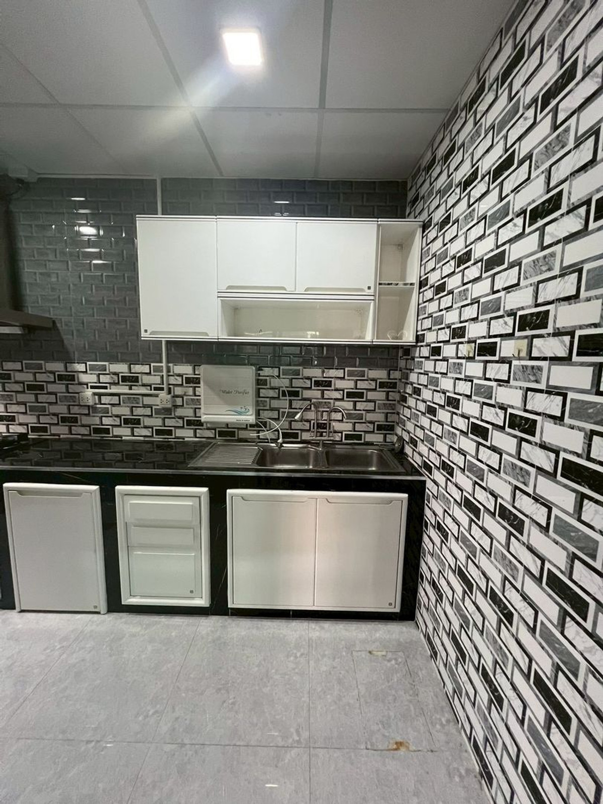 For SaleTownhomeBangna, Bearing, Lasalle : 20 sq m, 3 bedrooms, 2 bathrooms, 2-story townhome, Patio Bangna Wongwaen.