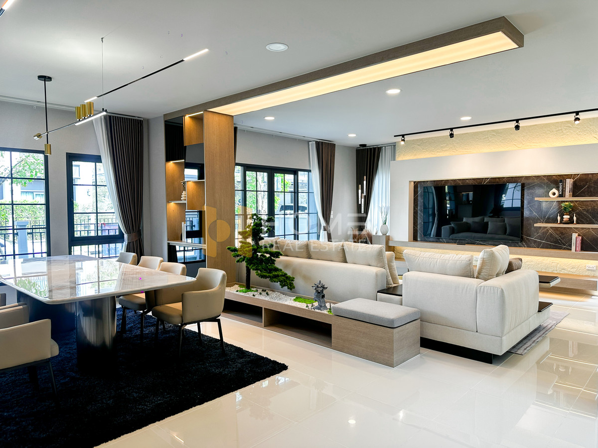 ให้เช่าบ้านบางนา แบริ่ง ลาซาล : เซนโทร บางนา เฟส 2 / 4 ห้องนอน (เช่า), Centro Bangna phase 2/ 4 Bedrooms (FOR RENT) YOK016