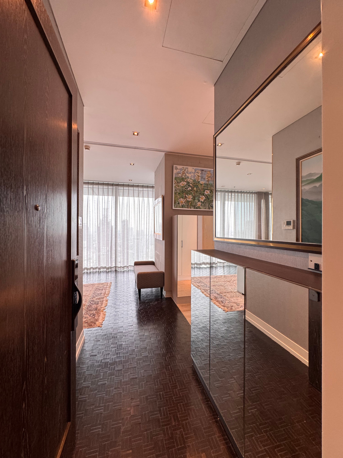 For SaleCondoSathorn, Narathiwat : The Ritz Carlton Residence “Ultra-Luxury Living Above Bangkok’s Skyline” 4Bed5Bath 273sqm high floor 40+ 150MB Call 0635925888