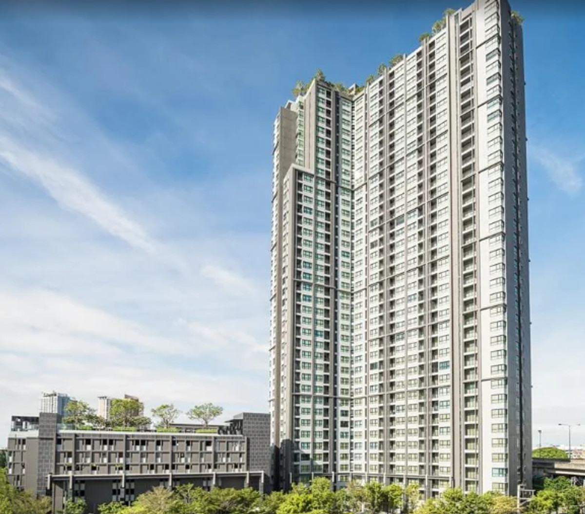 For SaleCondoOnnut, Udomsuk : The Base Park West Sukhumvit 77 l Urgent sale, this unit at a very good price!