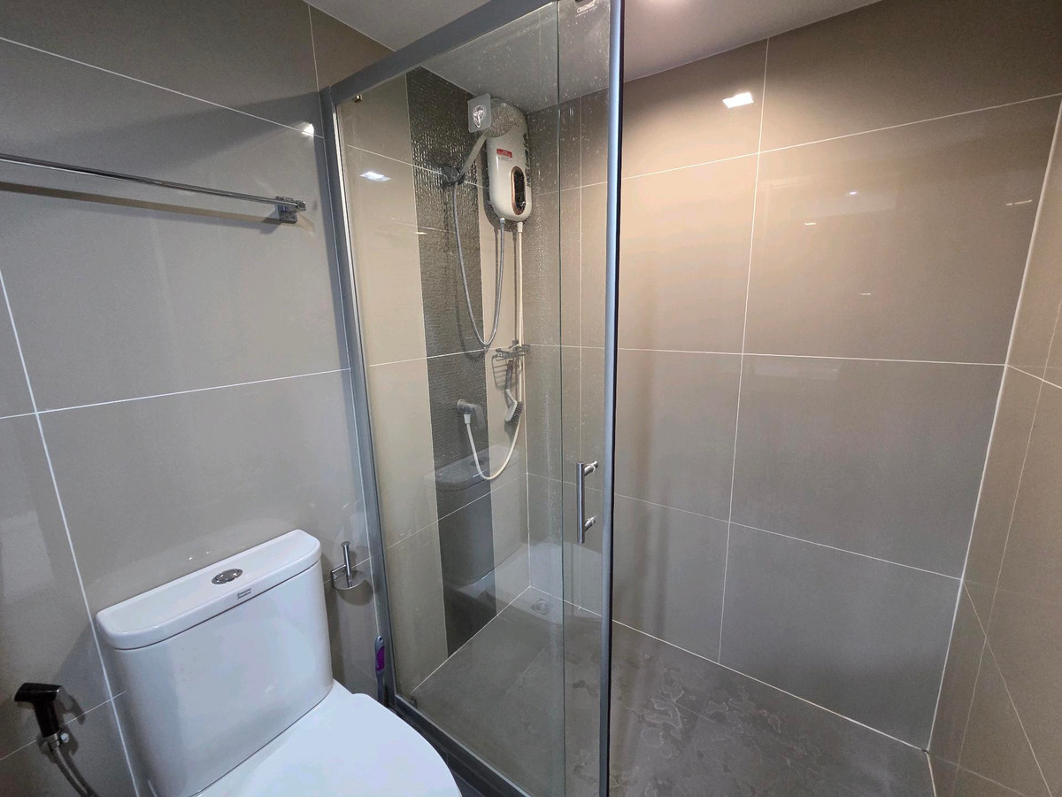 For RentCondoRama9, Petchburi, RCA : Condo for rent Ideo New Rama 9