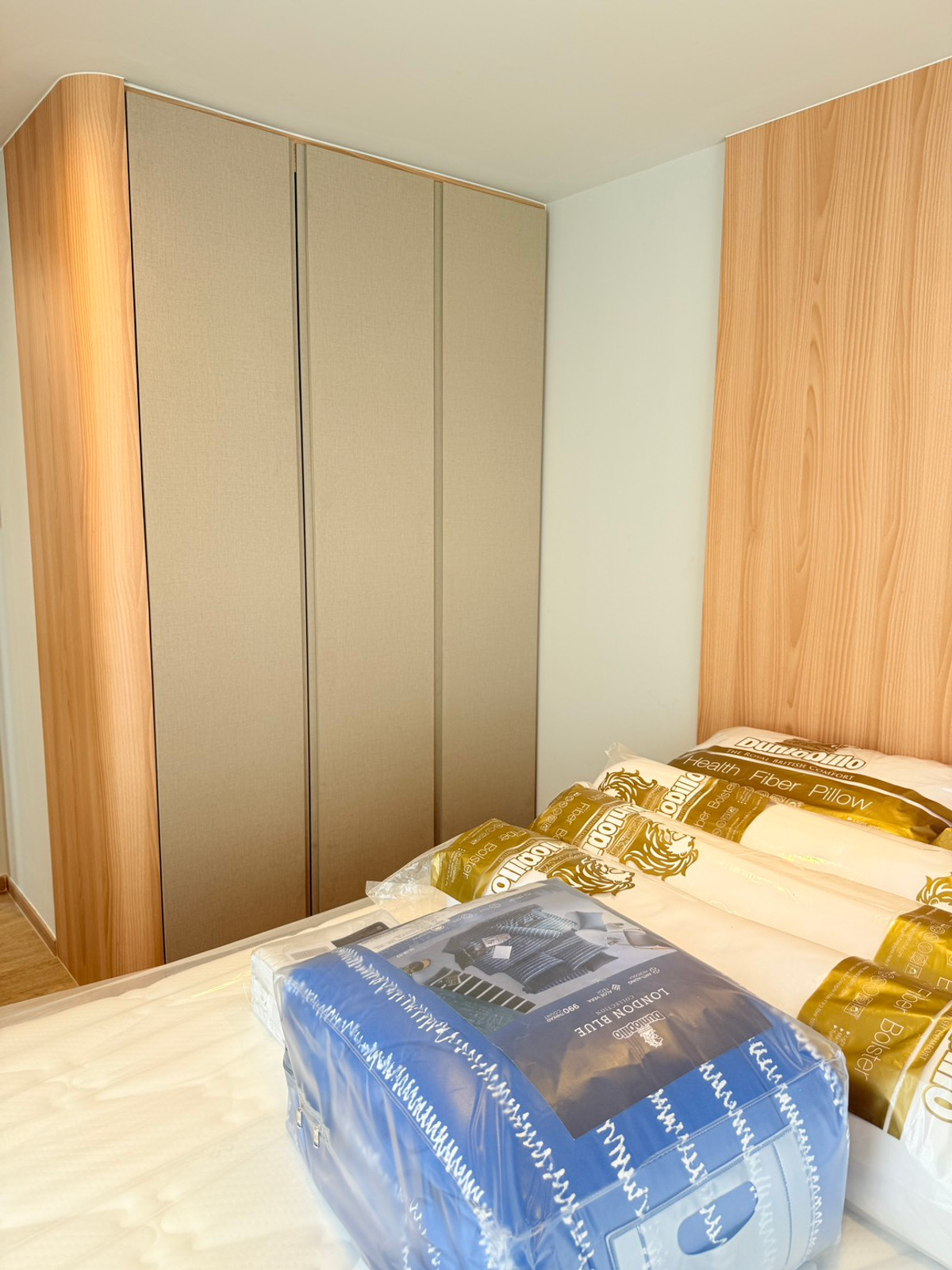 For RentCondoSiam Paragon ,Chulalongkorn,Samyan : Rare location room, 2 bedrooms, 2 bathrooms, 2 floors, large size, Chula location.