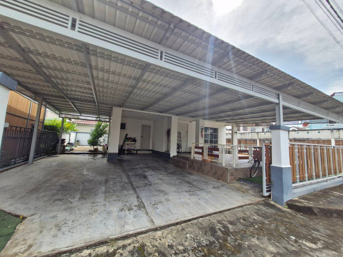 For RentHouseNonthaburi, Bang Yai, Bangbuathong : Newly renovated house near Bang Bua Thong Hospital. can register a company