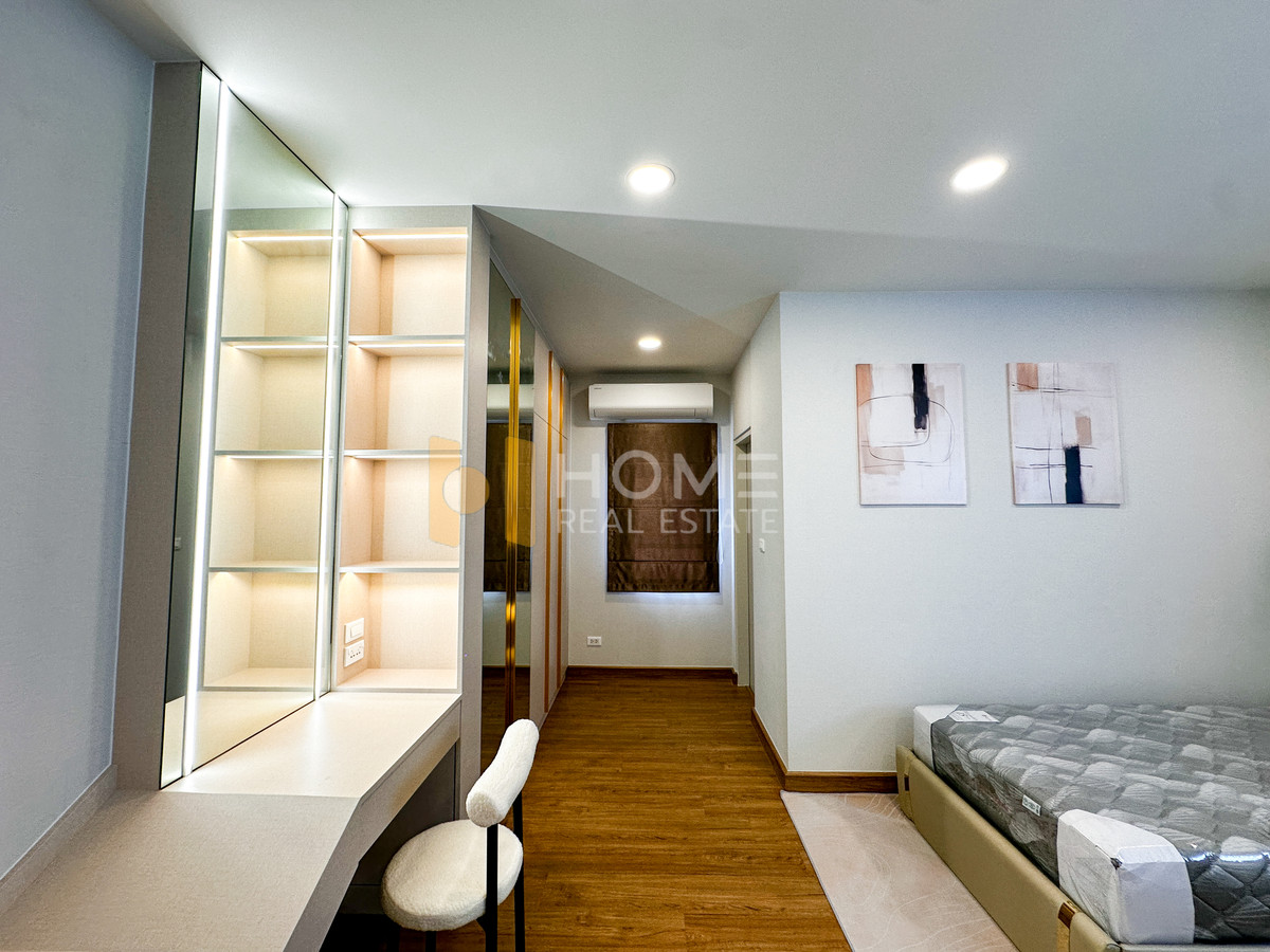 ให้เช่าบ้านบางนา แบริ่ง ลาซาล : เซนโทร บางนา เฟส 2 / 4 ห้องนอน (เช่า), Centro Bangna phase 2/ 4 Bedrooms (FOR RENT) YOK016