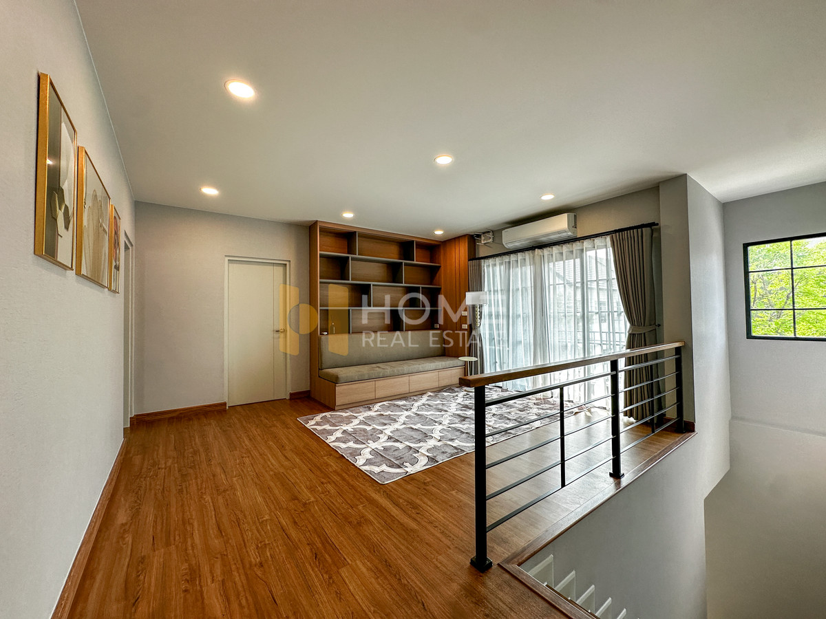 ให้เช่าบ้านบางนา แบริ่ง ลาซาล : เซนโทร บางนา / 4 ห้องนอน (เช่า), Centro Bangna / 4 Bedrooms (FOR RENT) YOK017