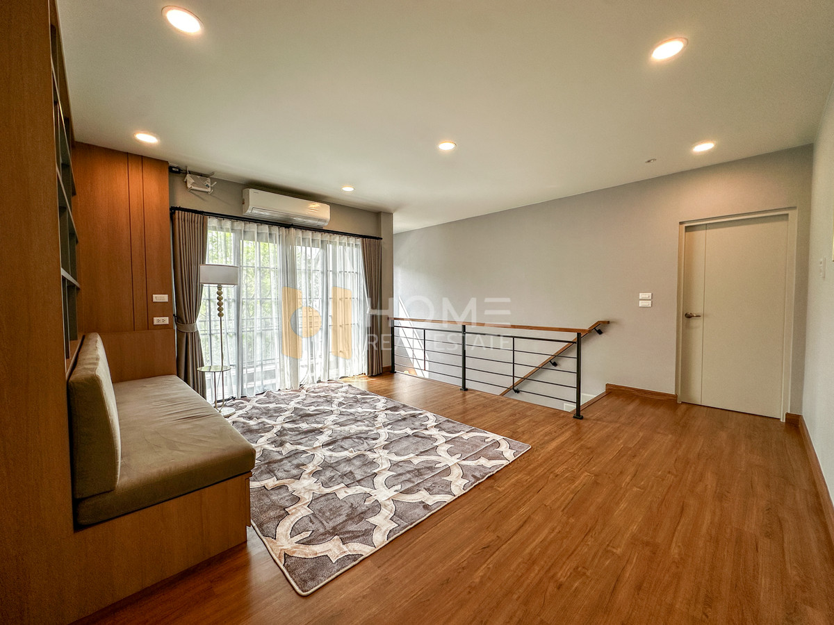 ให้เช่าบ้านบางนา แบริ่ง ลาซาล : เซนโทร บางนา / 4 ห้องนอน (เช่า), Centro Bangna / 4 Bedrooms (FOR RENT) YOK017