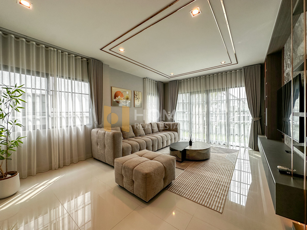 ให้เช่าบ้านบางนา แบริ่ง ลาซาล : เซนโทร บางนา / 4 ห้องนอน (เช่า), Centro Bangna / 4 Bedrooms (FOR RENT) YOK017