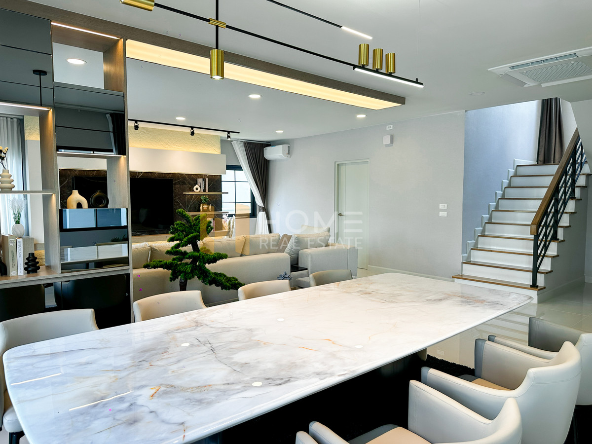 ให้เช่าบ้านบางนา แบริ่ง ลาซาล : เซนโทร บางนา เฟส 2 / 4 ห้องนอน (เช่า), Centro Bangna phase 2/ 4 Bedrooms (FOR RENT) YOK016