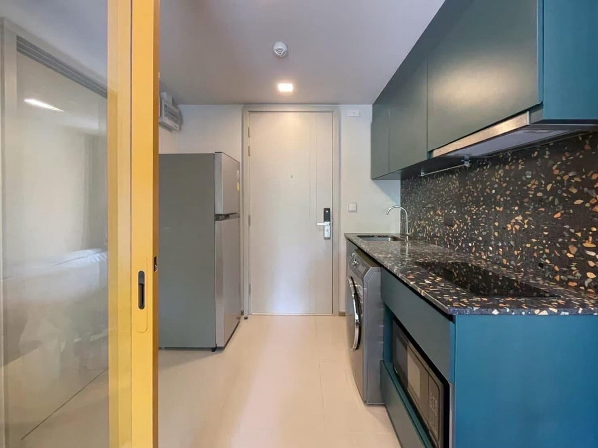 For RentCondoOnnut, Udomsuk : For rent, The base sukhumvit 50, 2nd floor, size 32 sq m., price 15,000 baht, near BTS On Nut.
