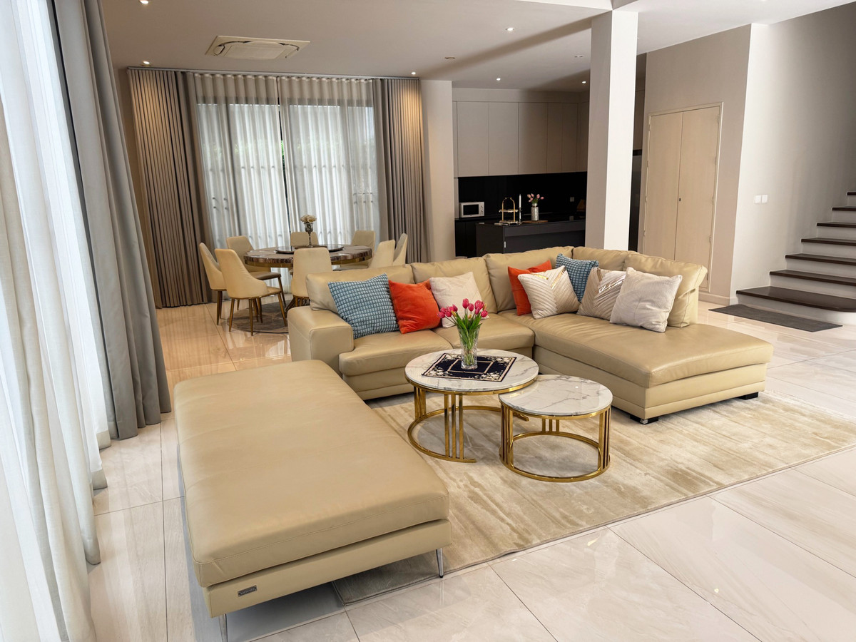 ให้เช่าบ้านพัฒนาการ ศรีนครินทร์ : ให้เช่าบ้านเดี่ยว 4 ห้องนอน ตกแต่งหรูหรา ใกล้ Brighton College Bangkok