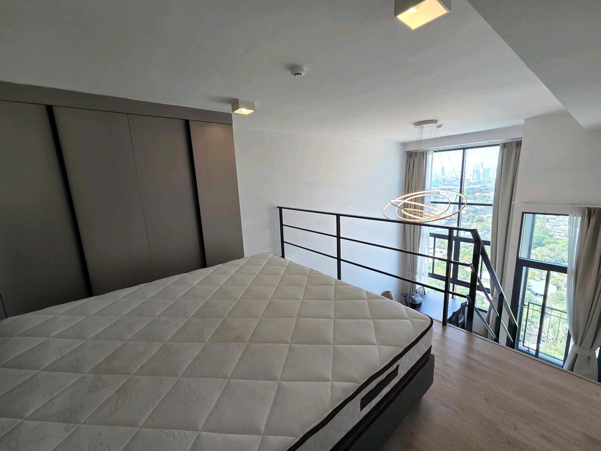 For RentCondoRama9, Petchburi, RCA : Condo for rent Ideo New Rama 9