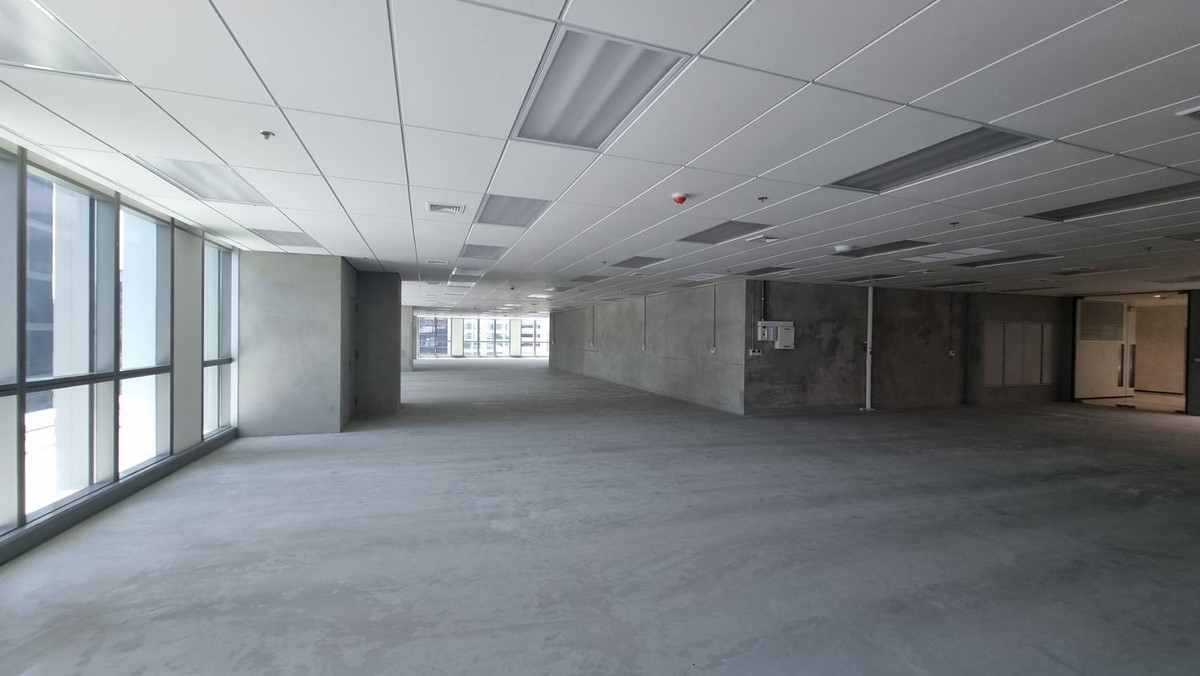 ให้เช่าร้านค้า/ตลาดนัดพระราม 9 เพชรบุรีตัดใหม่ RCA : ให้เช่าพื้นที่ Retail ในตึกสำนักงาน ทำเลพระราม 9 | ใกล้ MRT พระราม 9