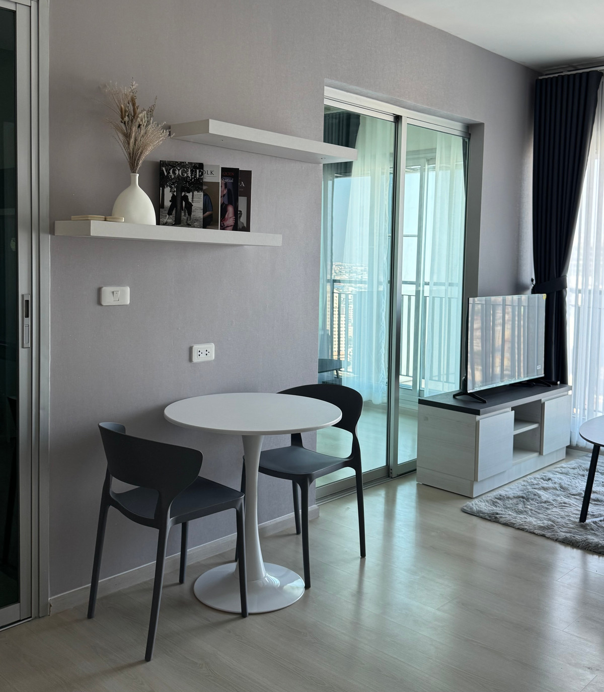 ขายคอนโดรัชดา ห้วยขวาง : 🔥Life Ratchadapisek เจ้าของปล่อย  (ติดถนนใหญ่) ใกล้ Mrt (ราคาคุยกันได้) 