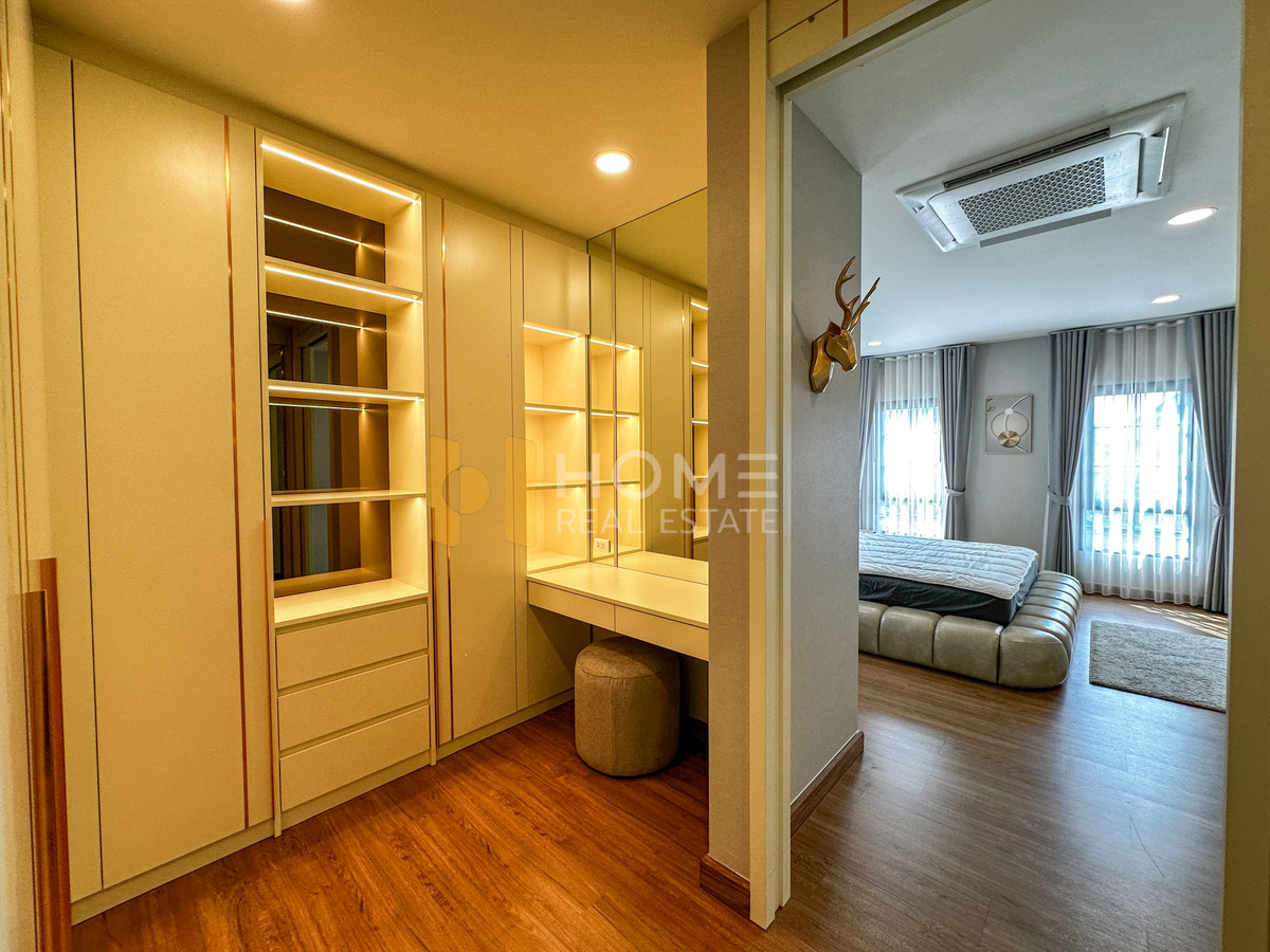 ให้เช่าบ้านบางนา แบริ่ง ลาซาล : เซนโทร บางนา / 4 ห้องนอน (เช่า), Centro Bangna / 4 Bedrooms (FOR RENT) YOK017