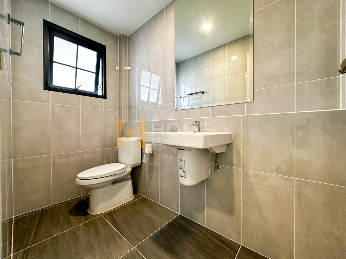 ให้เช่าบ้านบางนา แบริ่ง ลาซาล : เซนโทร บางนา เฟส 2 / 4 ห้องนอน (เช่า), Centro Bangna phase 2/ 4 Bedrooms (FOR RENT) YOK016