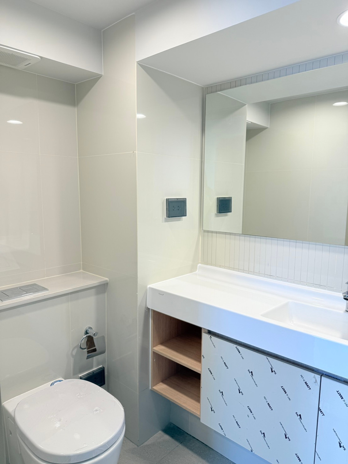 For RentCondoSiam Paragon ,Chulalongkorn,Samyan : Rare location room, 2 bedrooms, 2 bathrooms, 2 floors, large size, Chula location.