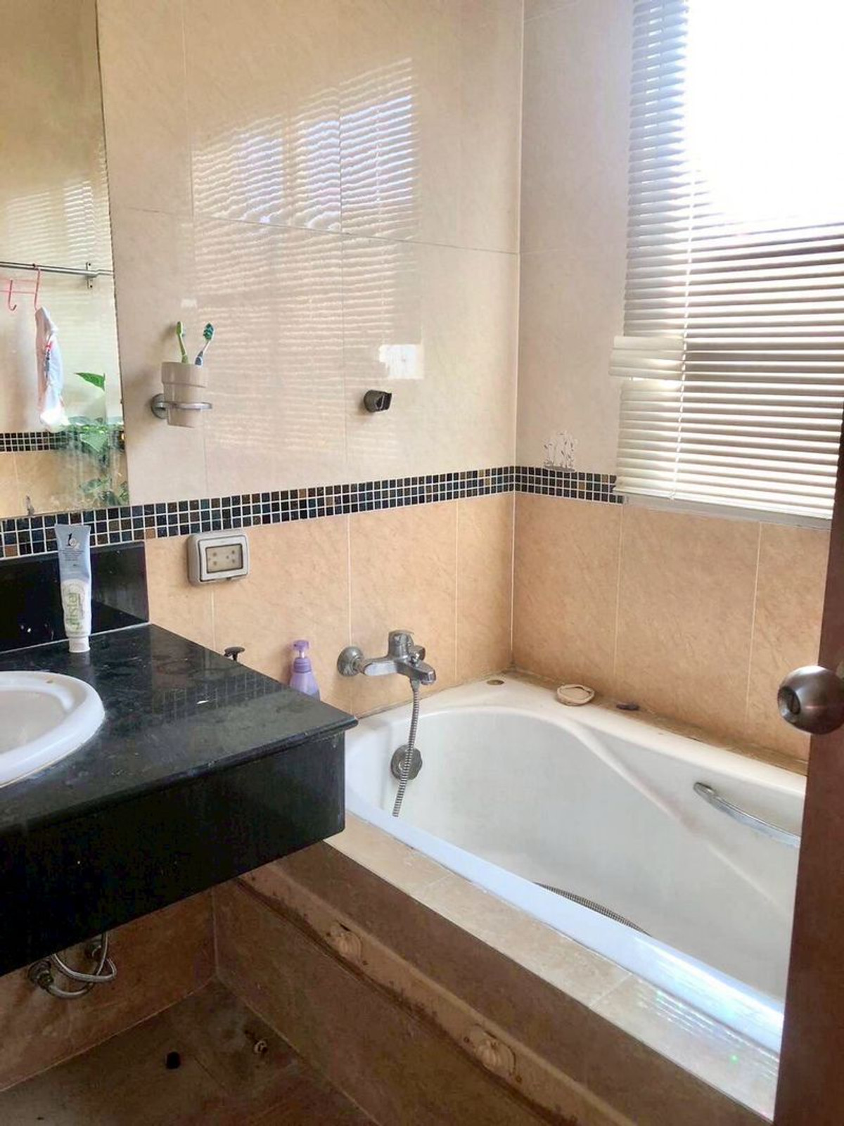 ขายบ้านพุทธมณฑล ศาลายา : ขายบ้านเดี่ยว 2 ชั้น หมู่บ้าน The City ปิ่นเกล้า - สาย 2 เนื้อที่ 102 ตารางวา 3 ห้องนอน ถนนบรมราชชนนี แขวงศาลาธรรมสพน์ เขตทวีวัฒนา กรุงเทพมหานคร