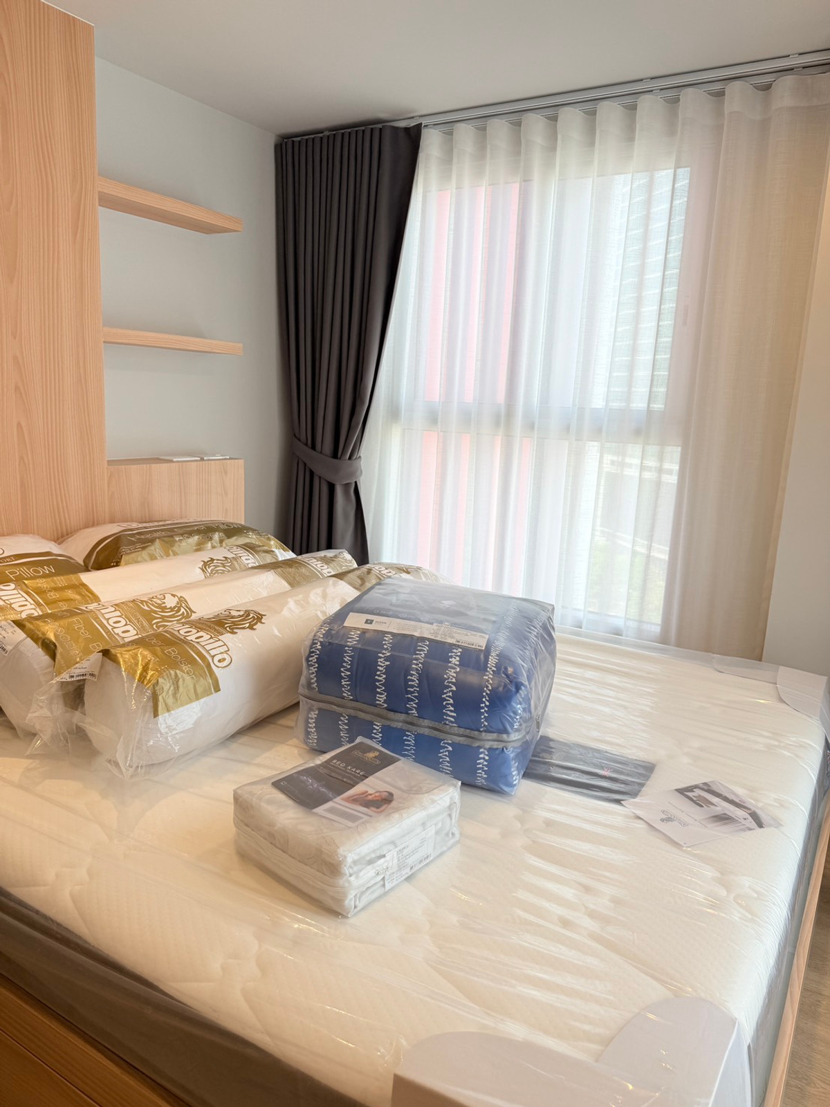 For RentCondoSiam Paragon ,Chulalongkorn,Samyan : Rare location room, 2 bedrooms, 2 bathrooms, 2 floors, large size, Chula location.