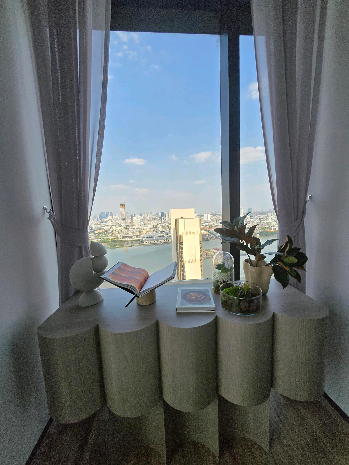Sale DownCondoRathburana, Suksawat : Urgent sale🔥Selling at a loss🔥Selling down payment Condo along the Chao Phraya River, Nue Riverest Ratburana