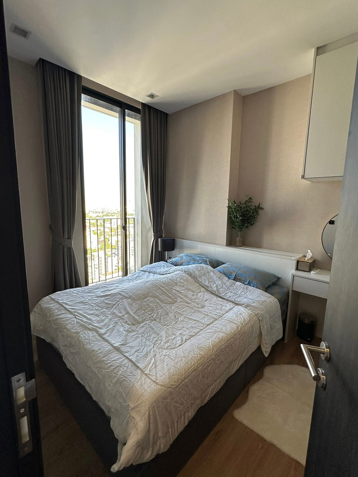 ให้เช่าคอนโดอารีย์ อนุสาวรีย์ : ให้เช่า Noble Around Ari ราคา 31,000 บาท [NCr260163]