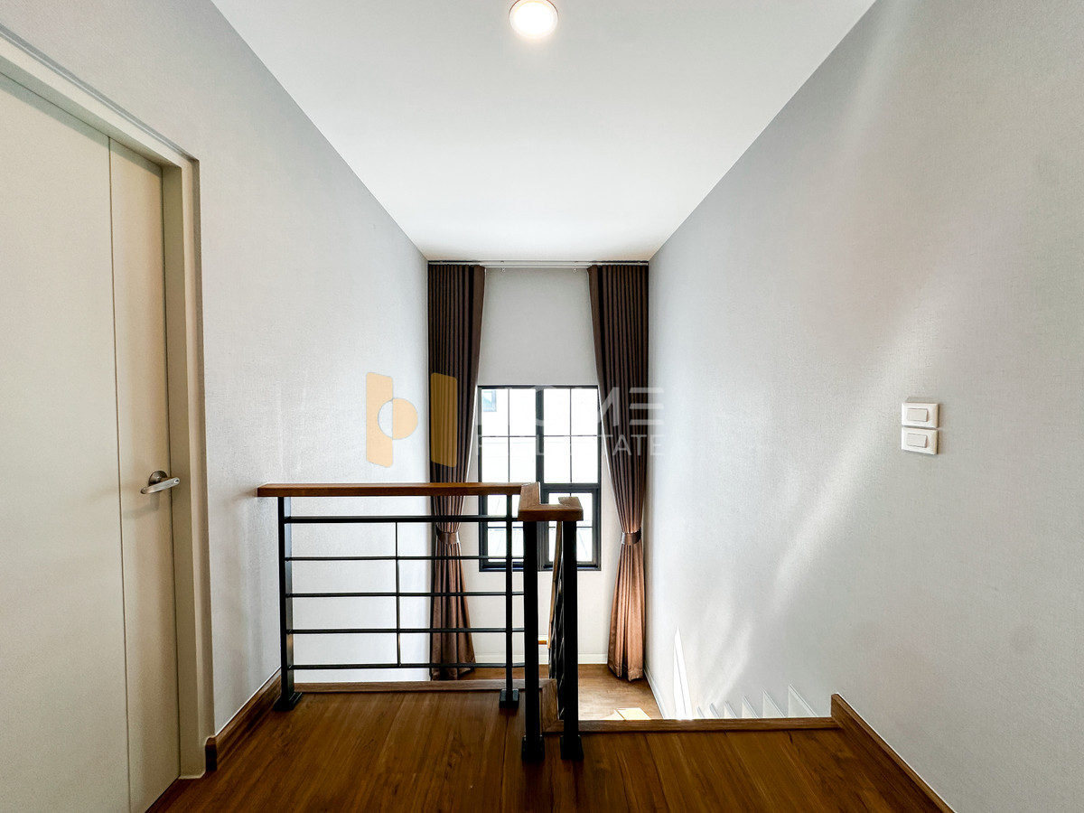 ให้เช่าบ้านบางนา แบริ่ง ลาซาล : เซนโทร บางนา เฟส 2 / 4 ห้องนอน (เช่า), Centro Bangna phase 2/ 4 Bedrooms (FOR RENT) YOK016