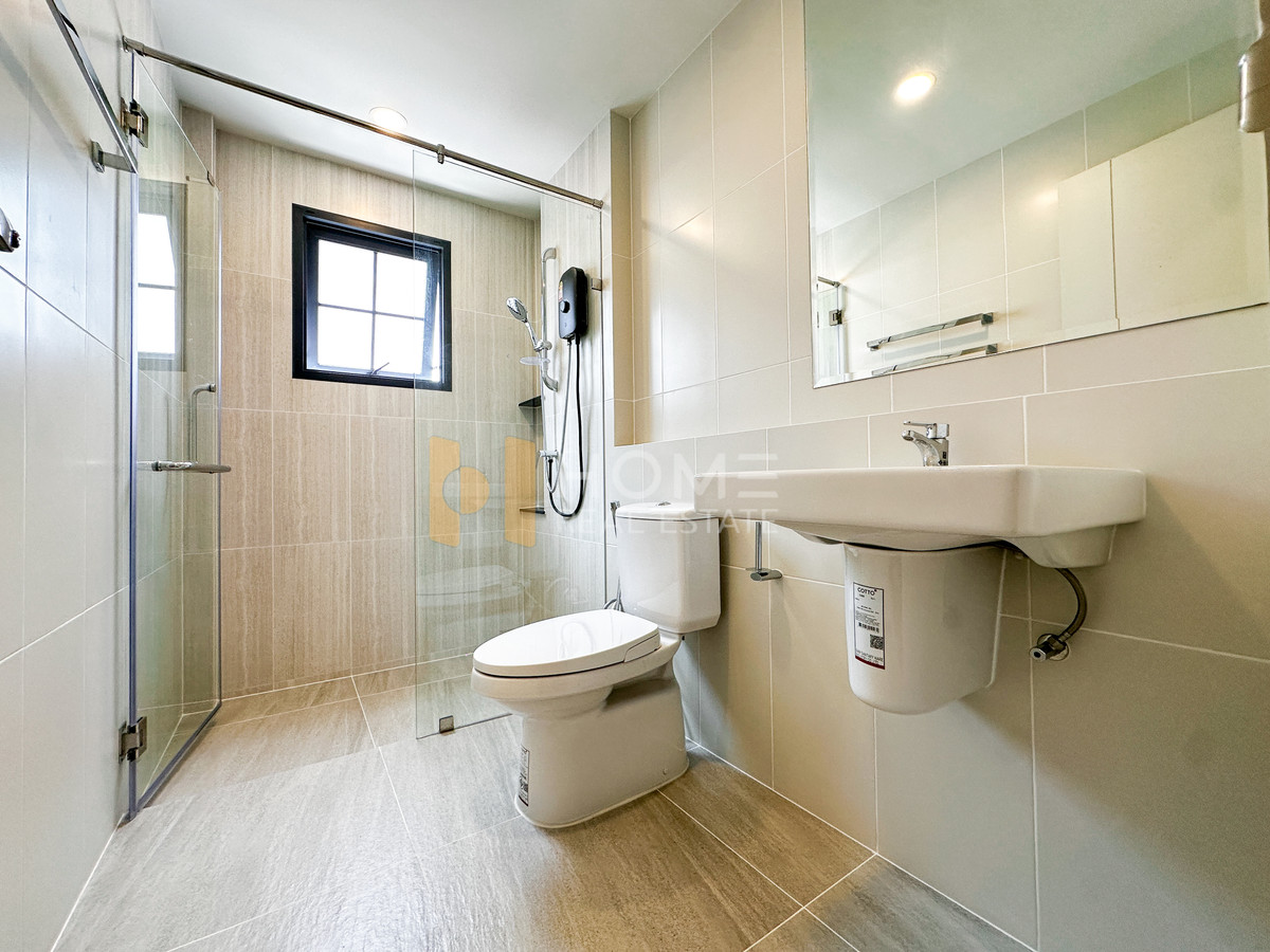 ให้เช่าบ้านบางนา แบริ่ง ลาซาล : เซนโทร บางนา เฟส 2 / 4 ห้องนอน (เช่า), Centro Bangna phase 2/ 4 Bedrooms (FOR RENT) YOK016