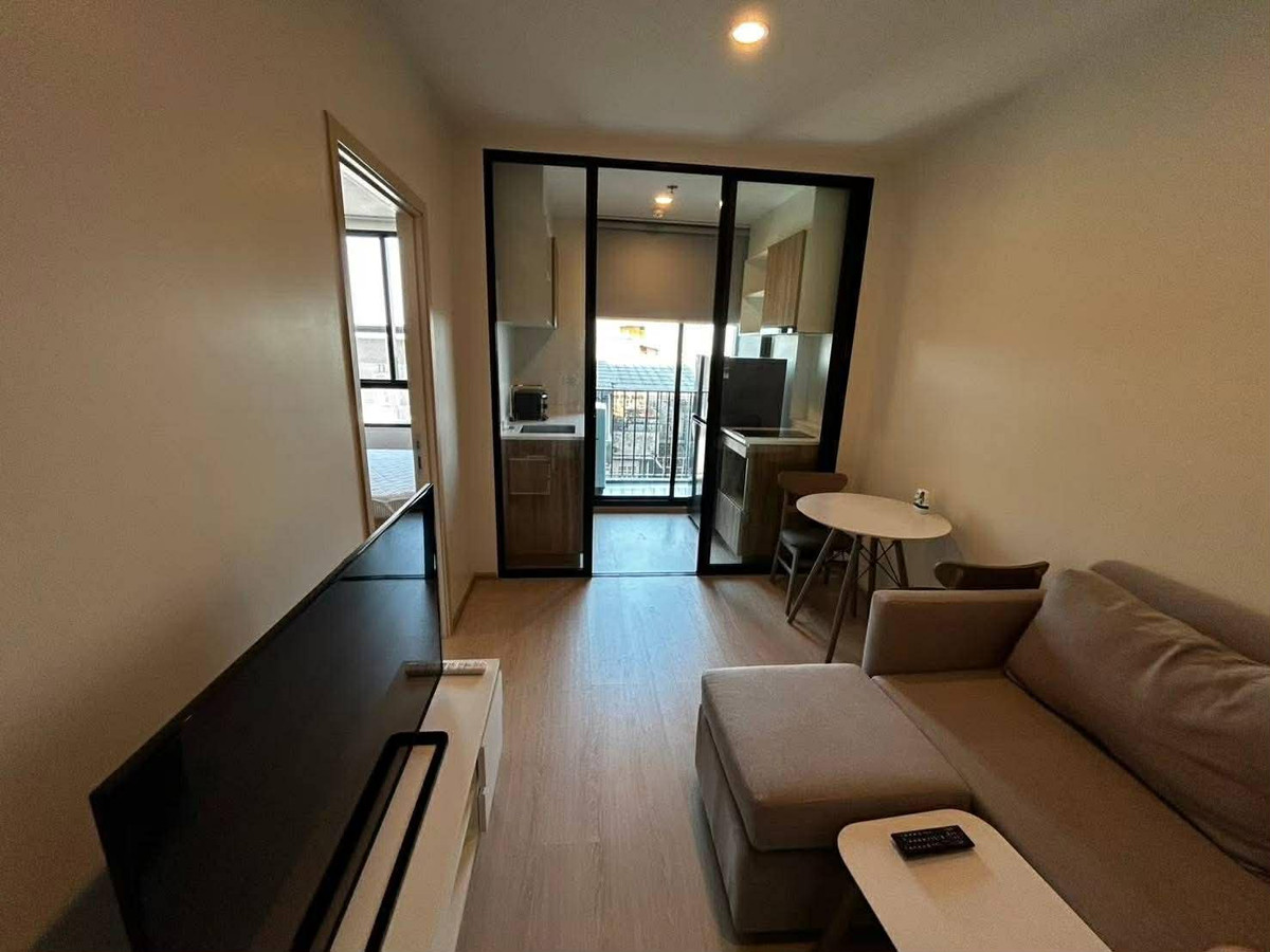 ให้เช่าคอนโดปิ่นเกล้า จรัญสนิทวงศ์ : ⭐️ ️NUE Noble Fai Chai - Wang Lang ⭐️ 1 ห้องนอน 1 ห้องน้ำ ขนาด 31 ตรม. เฟอร์นิเจอร์และเครื่องใช้ไฟฟ้าครบ