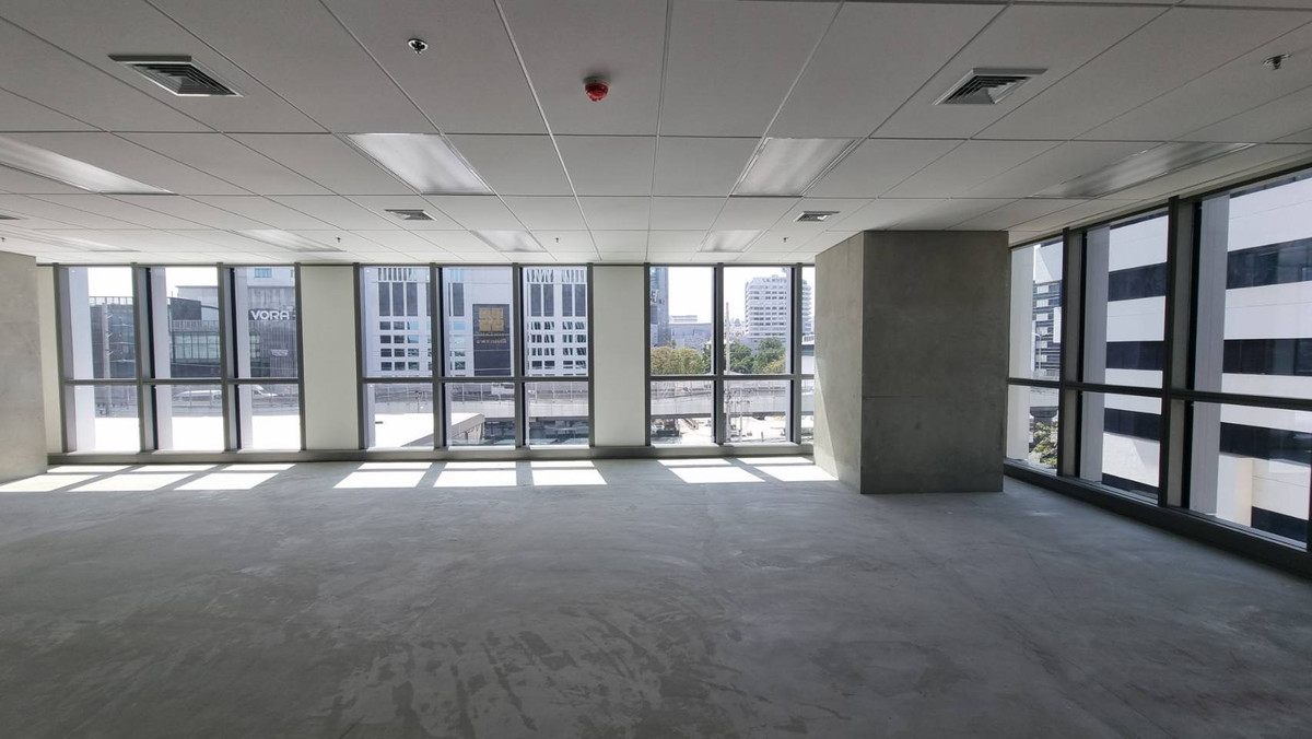 ให้เช่าร้านค้า/ตลาดนัดพระราม 9 เพชรบุรีตัดใหม่ RCA : ให้เช่าพื้นที่ Retail (เช่าทั้งชั้น) ในตึกสำนักงาน ทำเลพระราม 9 | ใกล้ MRT พระราม 9